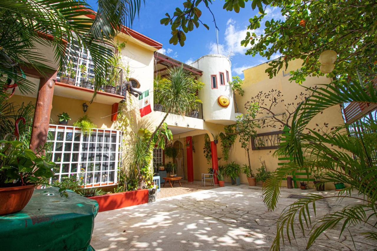ホテル La Casa Del Almendro プレヤデルカーメン エクステリア 写真