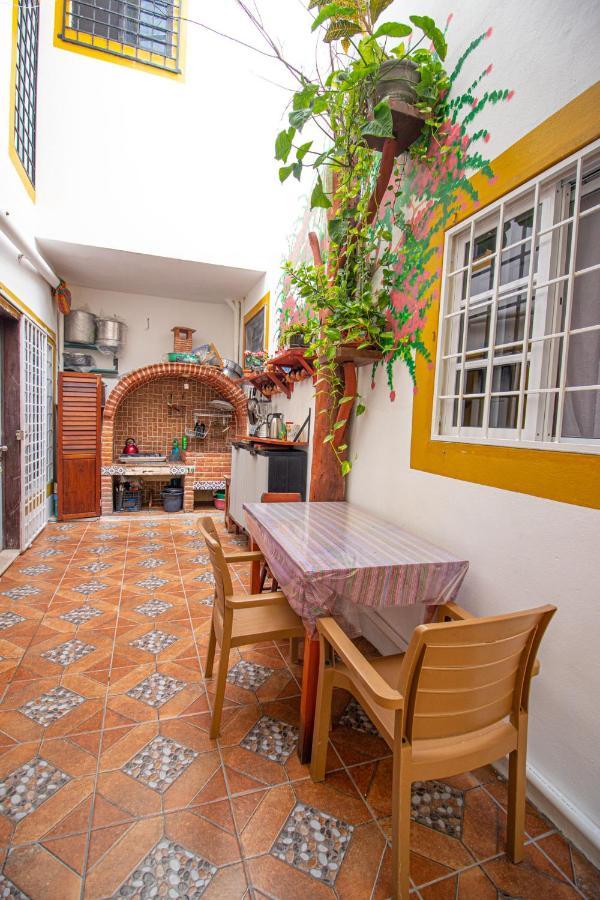 ホテル La Casa Del Almendro プレヤデルカーメン エクステリア 写真